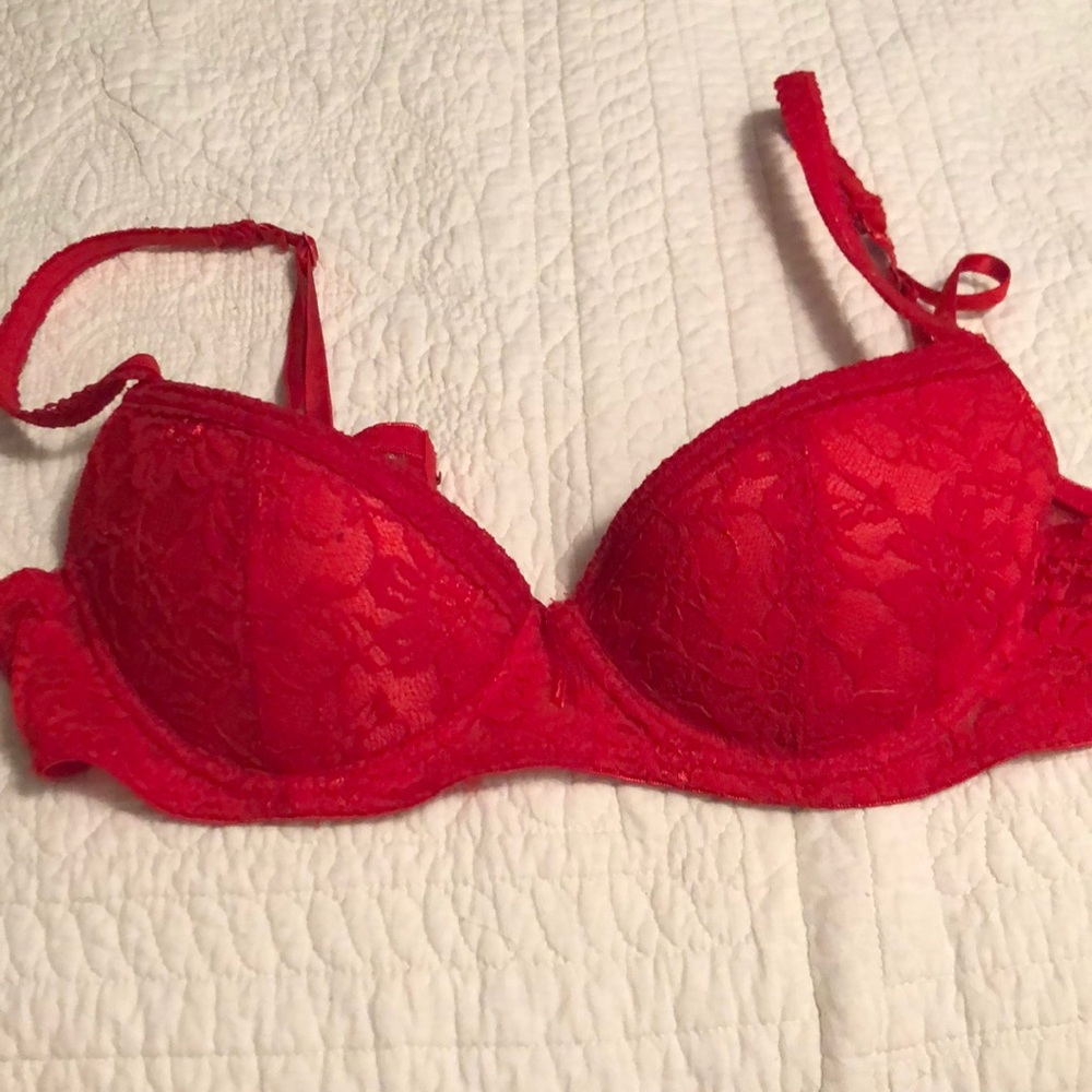 Red lace bra